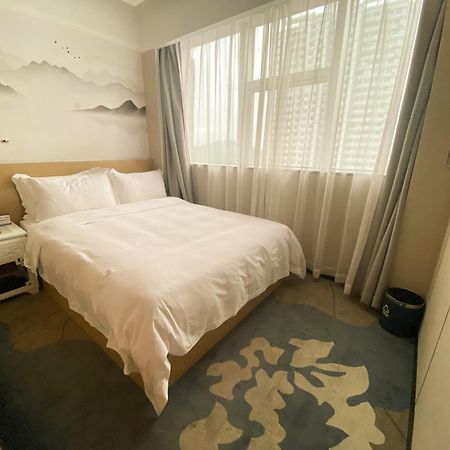 Paco Hotel Shenzhen Luohu Port Екстер'єр фото