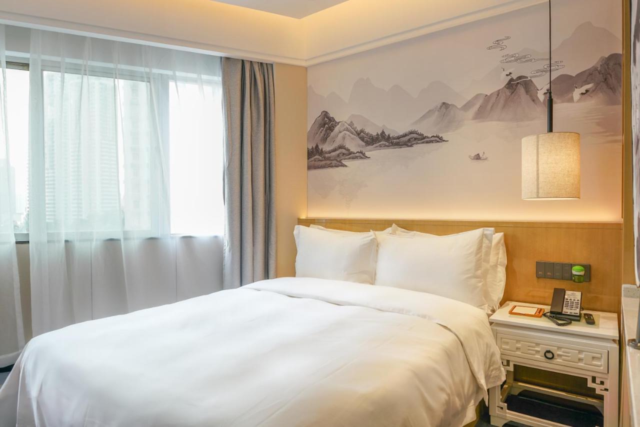 Paco Hotel Shenzhen Luohu Port Екстер'єр фото