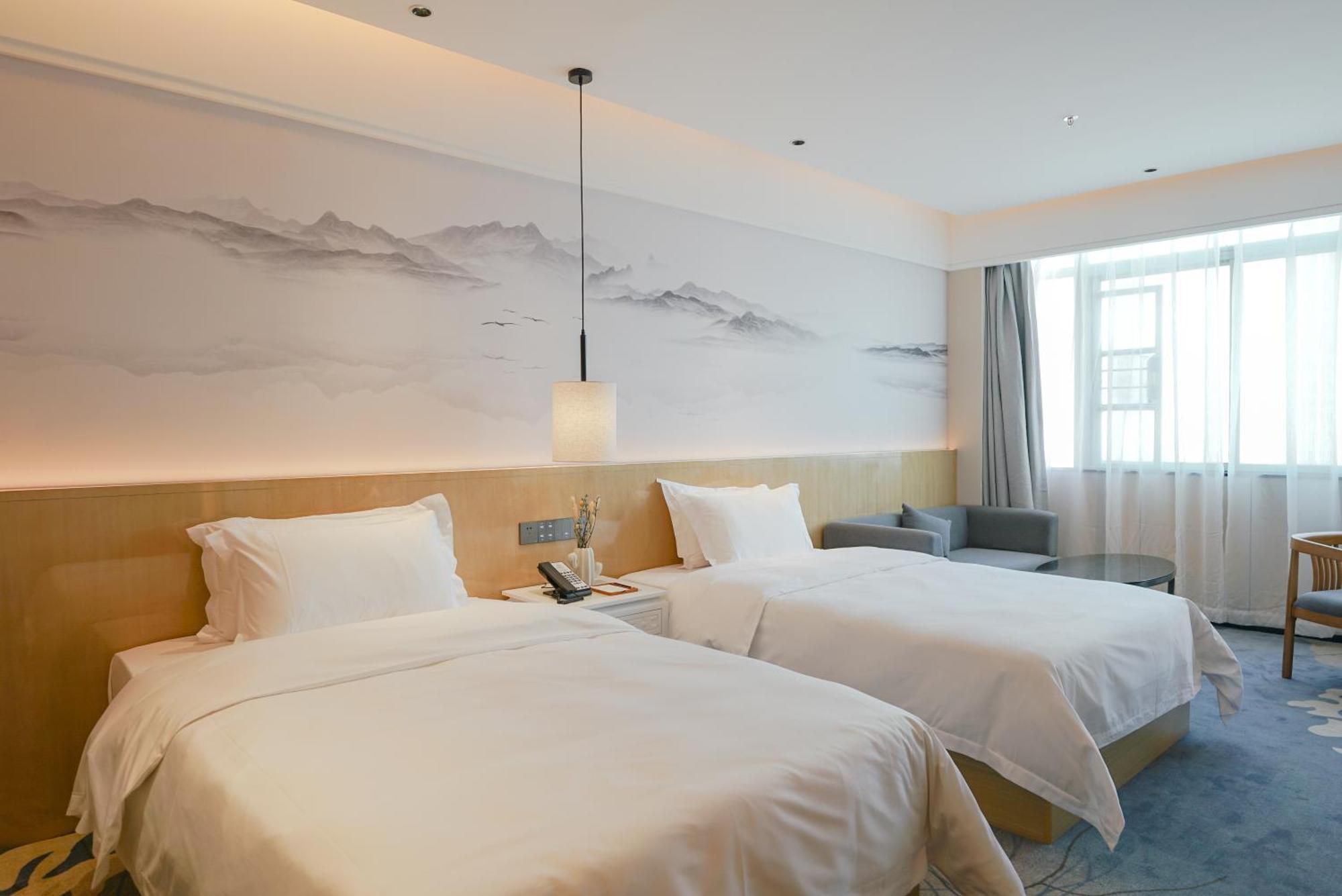 Paco Hotel Shenzhen Luohu Port Екстер'єр фото