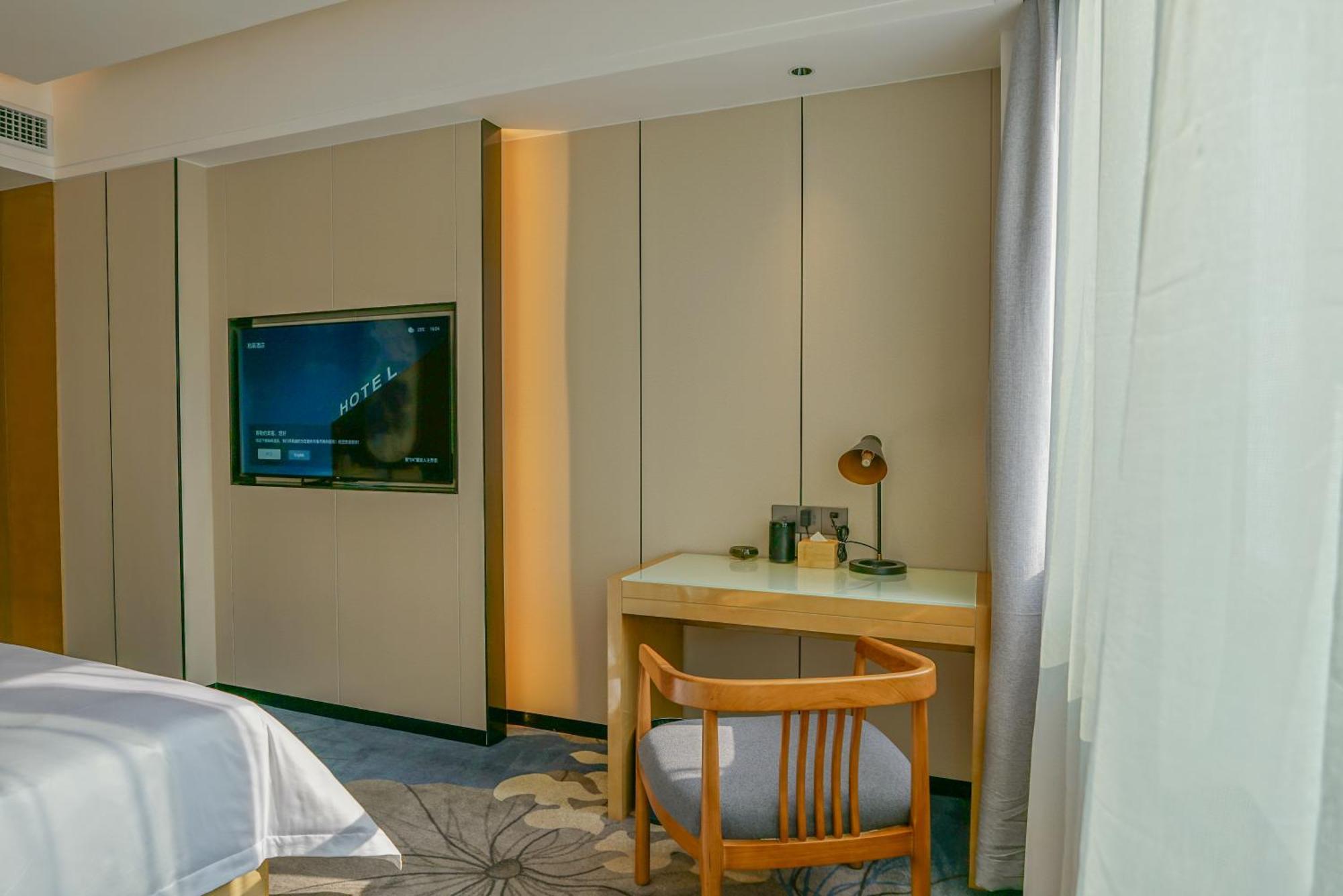 Paco Hotel Shenzhen Luohu Port Екстер'єр фото
