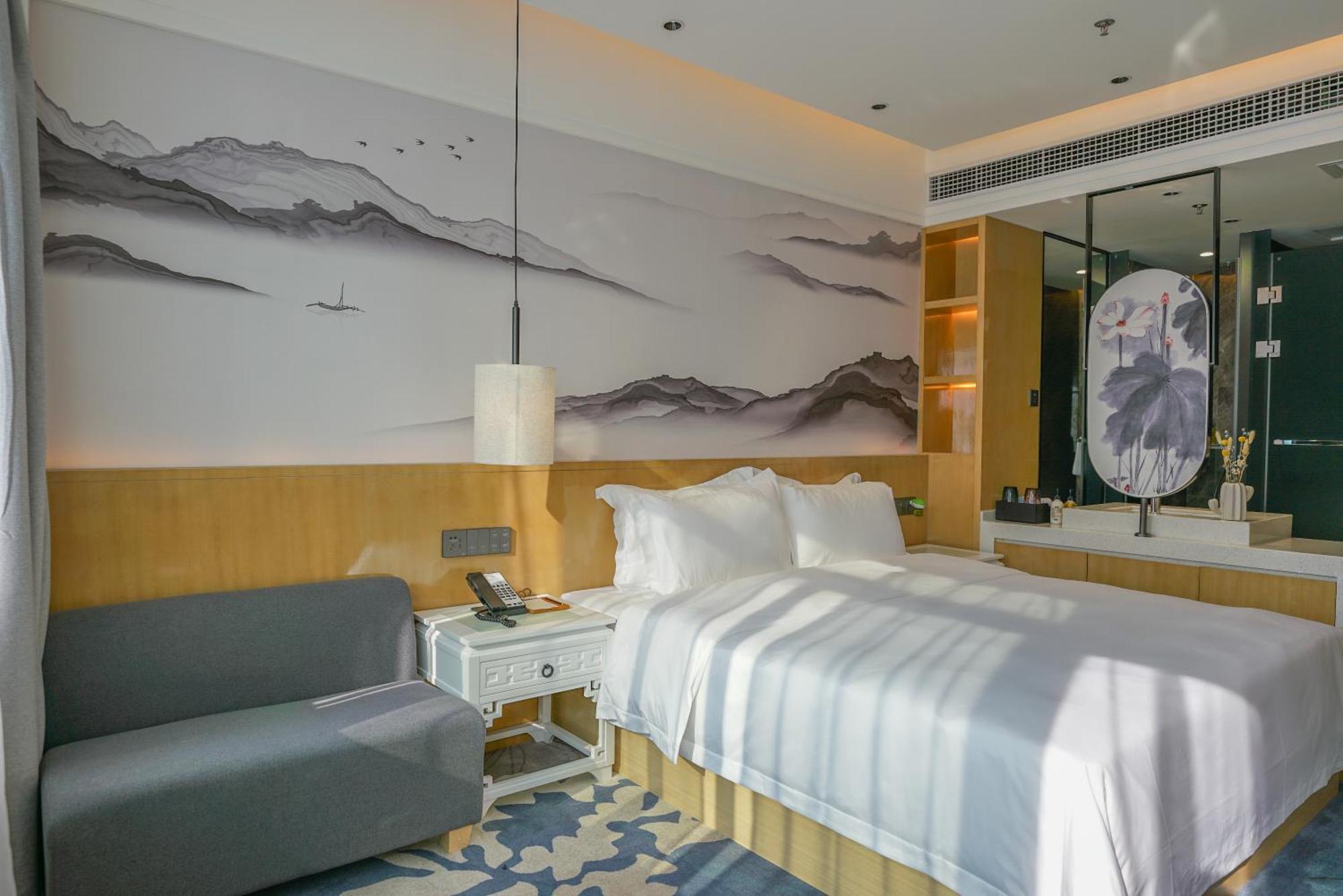 Paco Hotel Shenzhen Luohu Port Екстер'єр фото