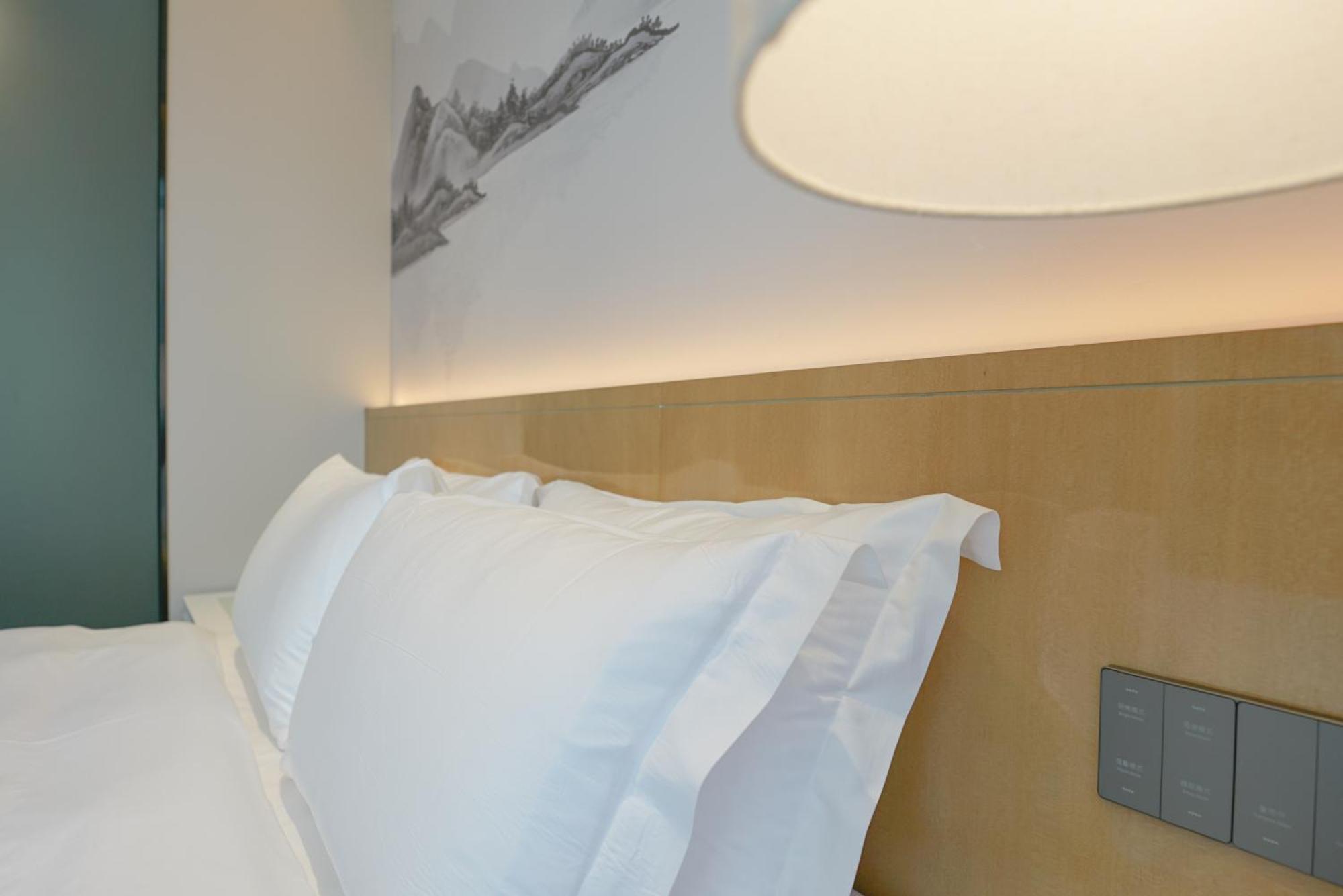 Paco Hotel Shenzhen Luohu Port Екстер'єр фото