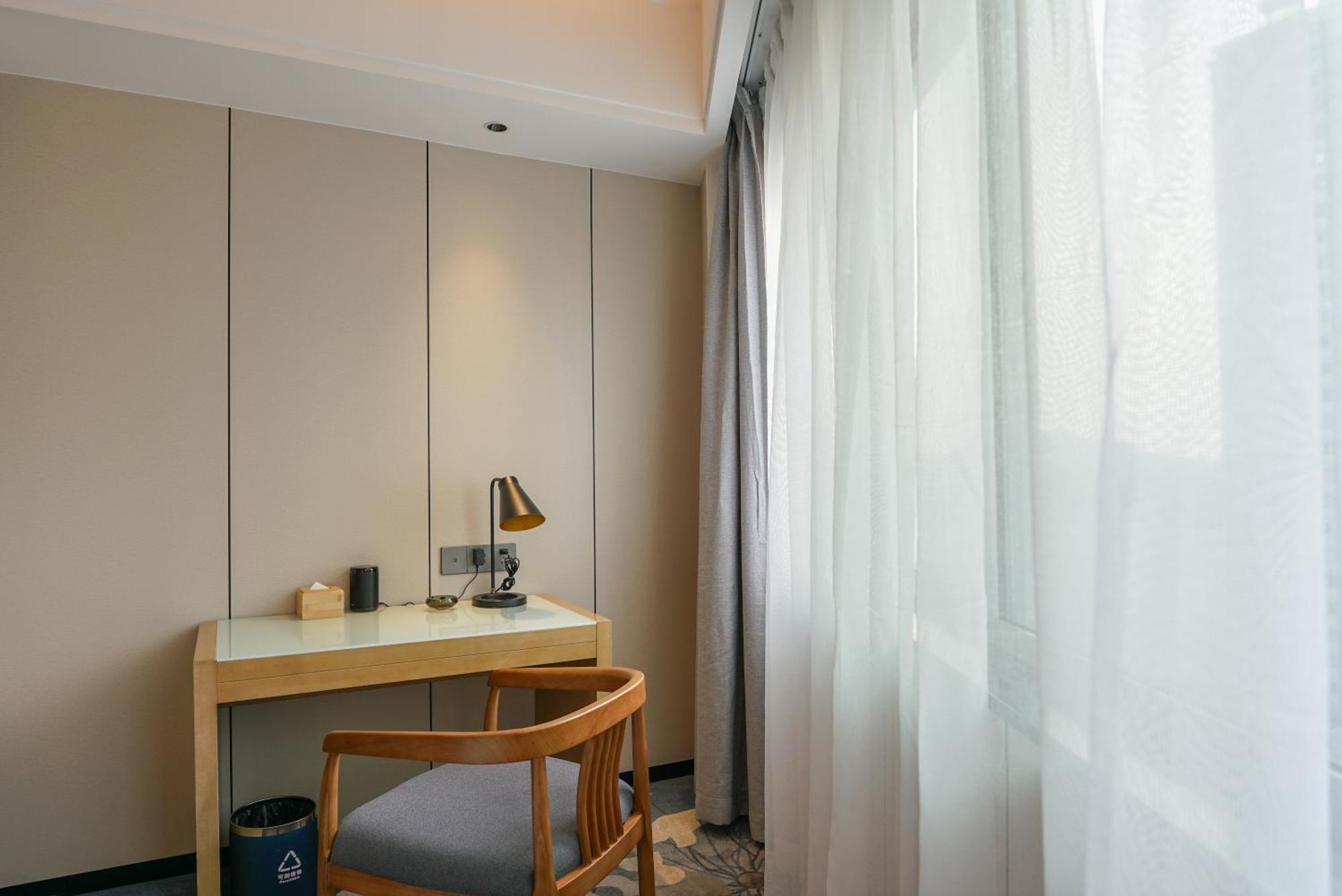 Paco Hotel Shenzhen Luohu Port Екстер'єр фото