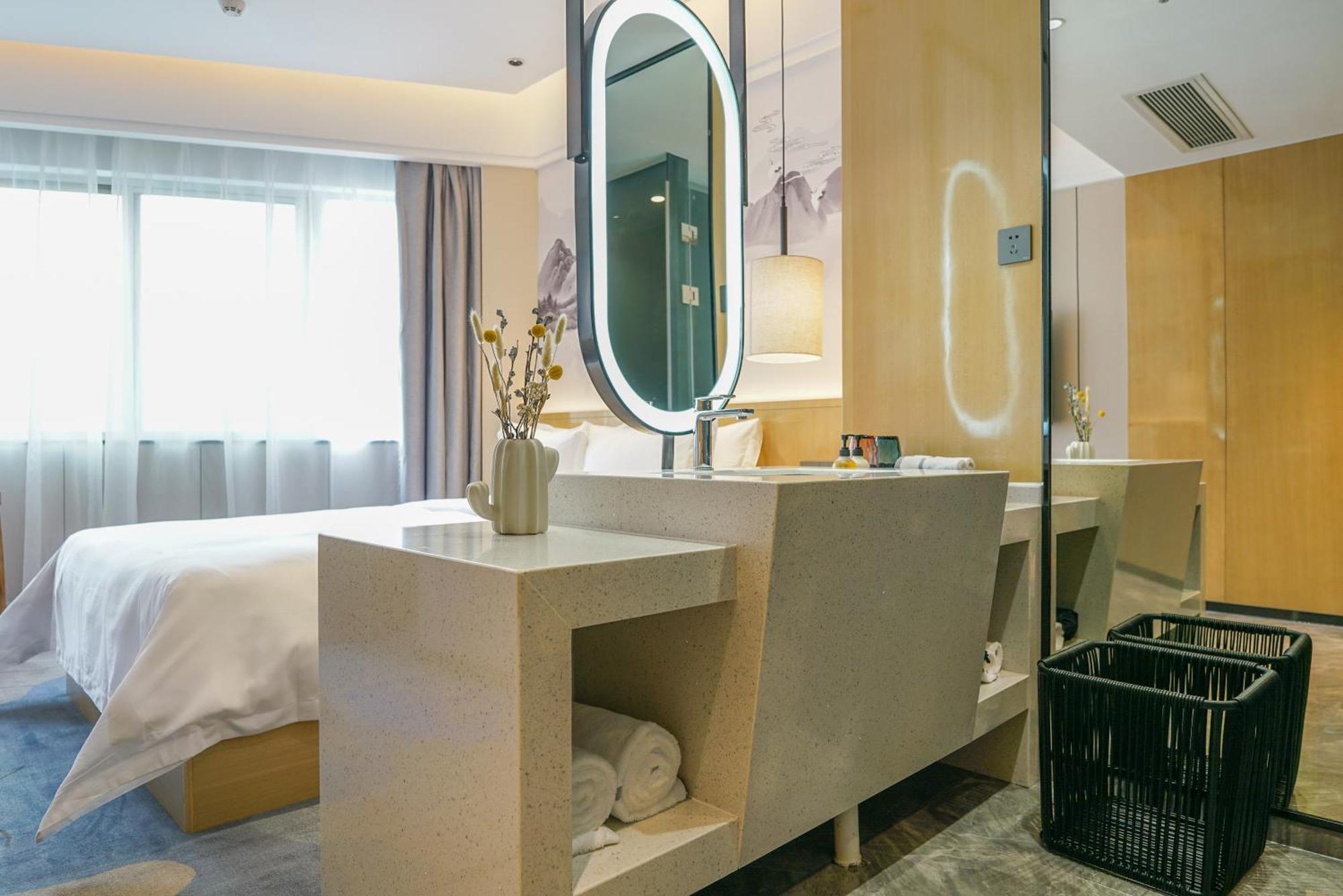 Paco Hotel Shenzhen Luohu Port Екстер'єр фото