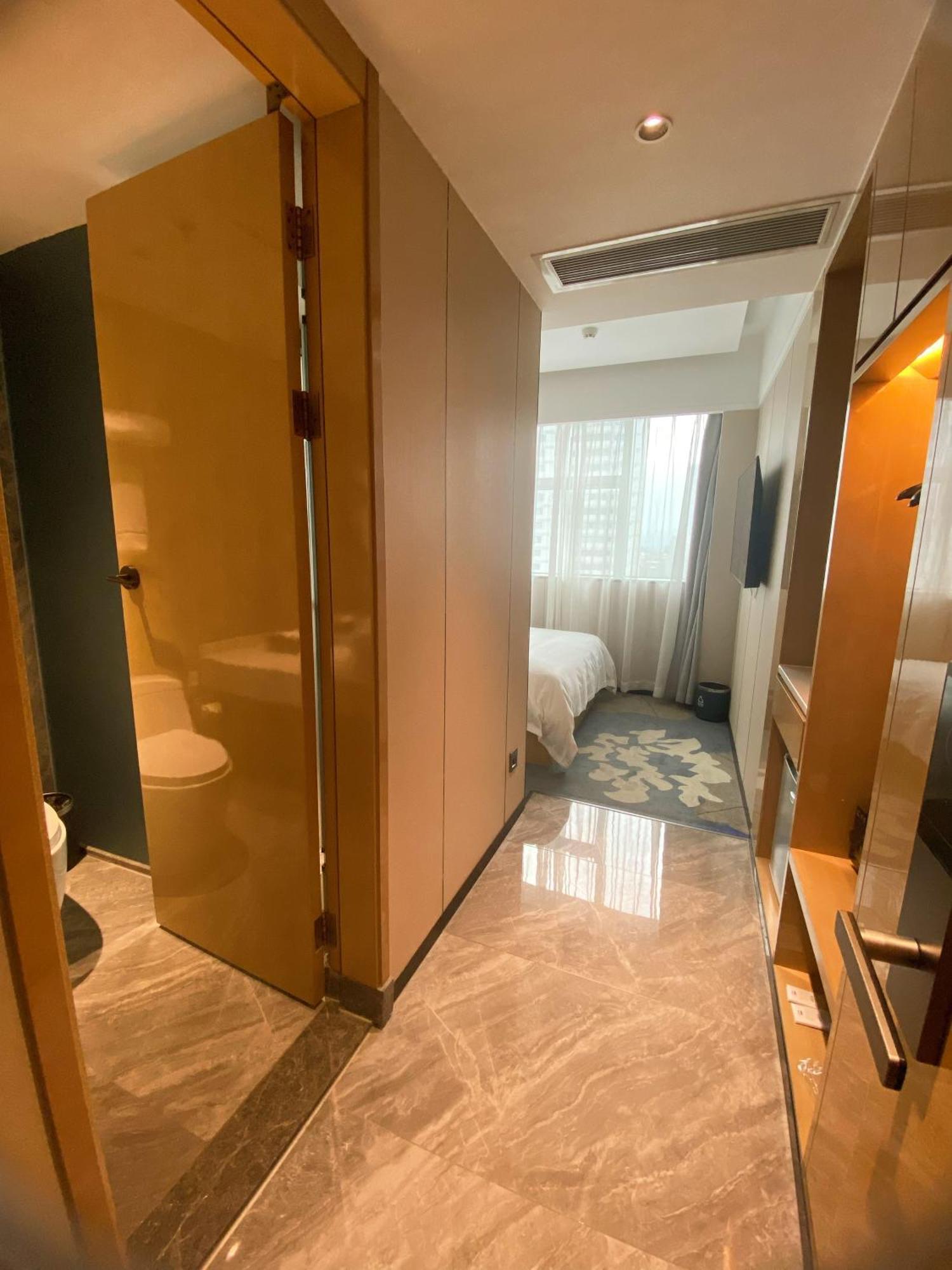 Paco Hotel Shenzhen Luohu Port Екстер'єр фото