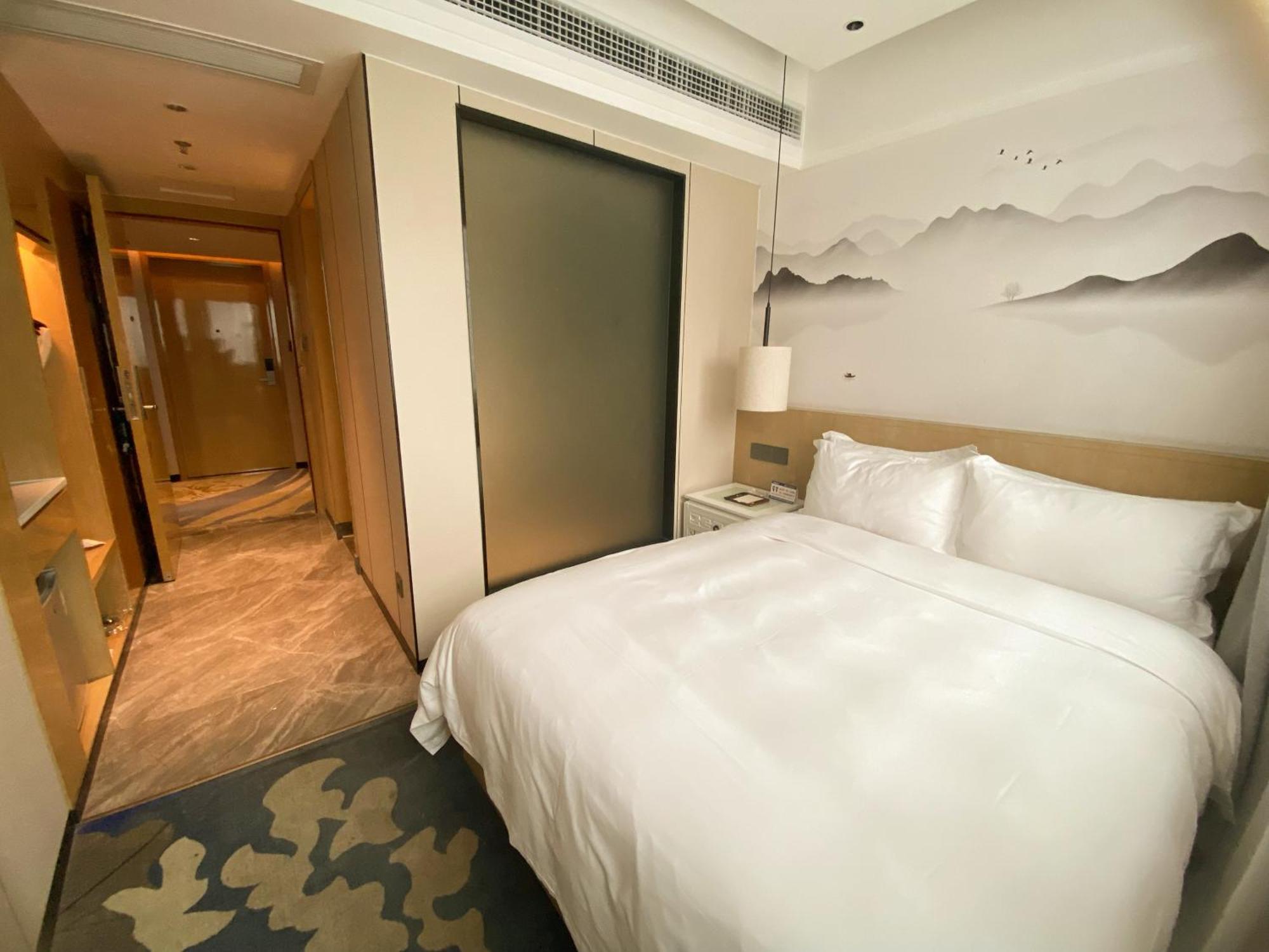 Paco Hotel Shenzhen Luohu Port Екстер'єр фото